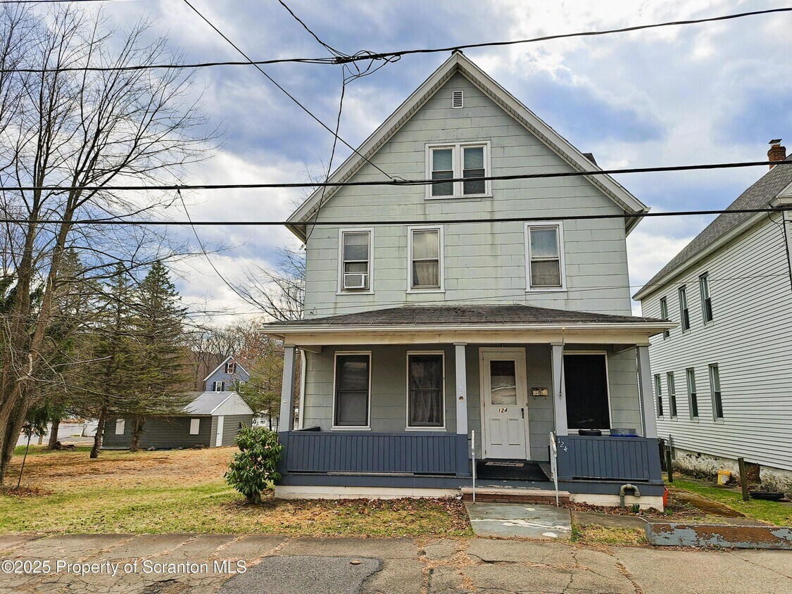 Primary Photo - 124 Masters St