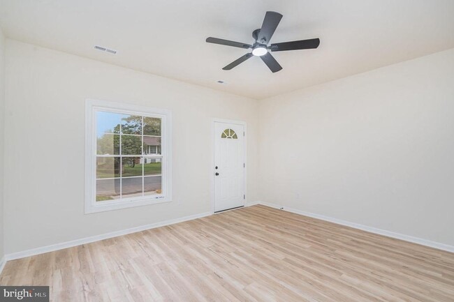 Building Photo - 1307 Cardwell St