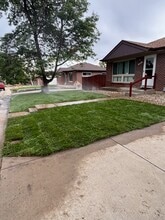 Building Photo - 10852 Larry Dr