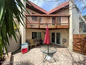 Building Photo - 8759 Live Oak Ct