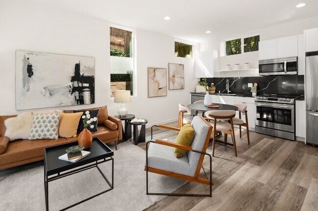Foto del edificio - 4919 Meridian Ave N
