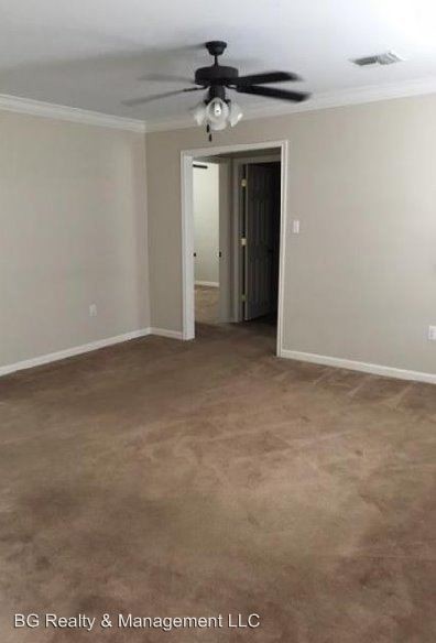 Building Photo - 3 br, 2 bath House - 225 Country Living Dr