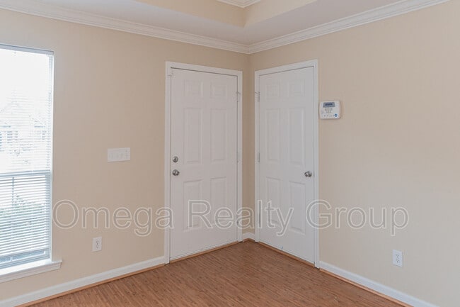 Foto del edificio - 2104 Willow Glenn Dr