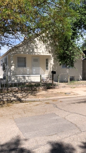Foto principal - 1227 Egan Ave