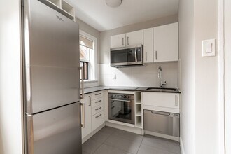 Building Photo - 143 Arlington Ave