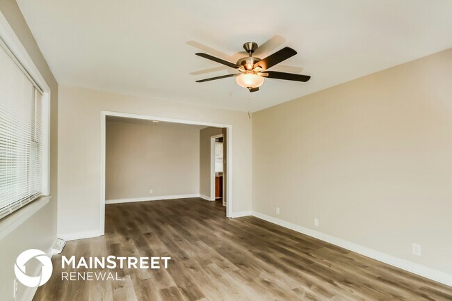 Building Photo - 207 Breedlove Ave