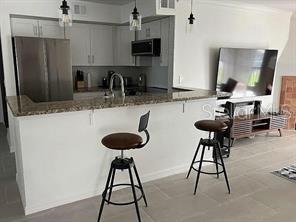 Foto del edificio - 2400 Feather Sound Dr