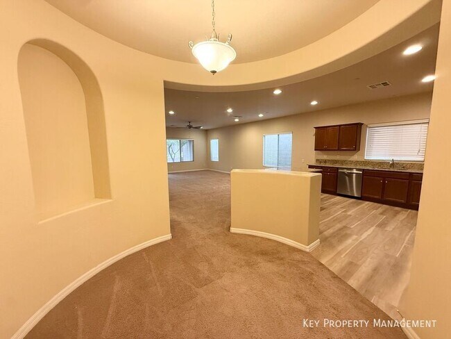 Foto del edificio - 2600 Bechamel Pl