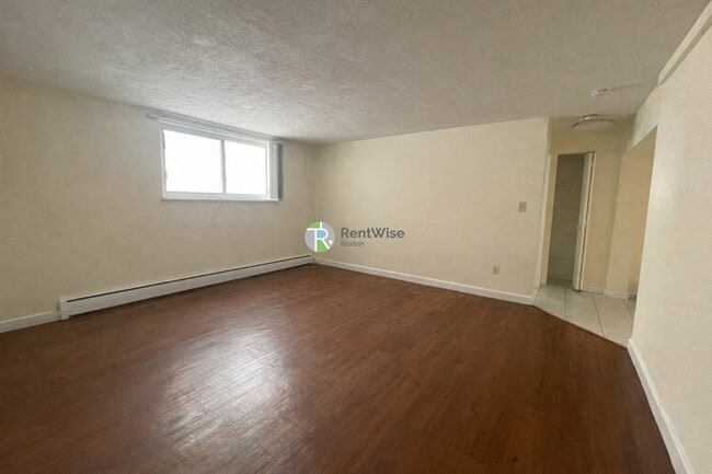 Building Photo - 71 Colborne Rd