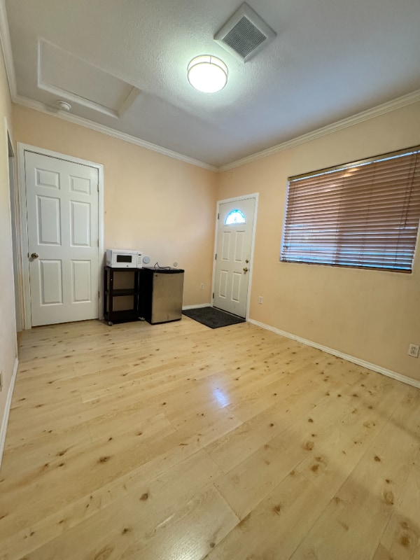 Building Photo - 1 Horst Ave