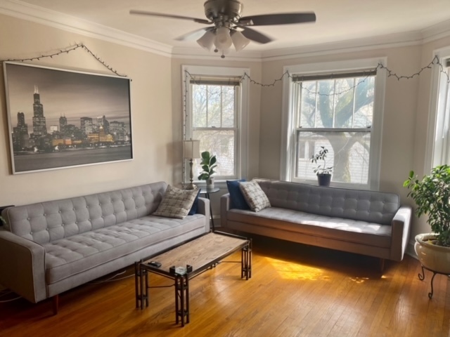 Foto del edificio - 1706 W Cornelia Ave