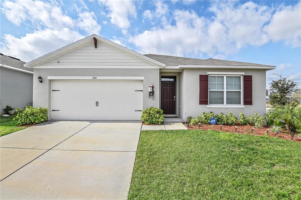 Foto principal - 304 Boardwalk Ave
