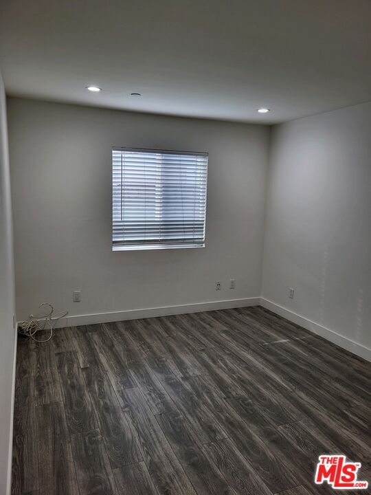 Foto del edificio - 923 E 81st St