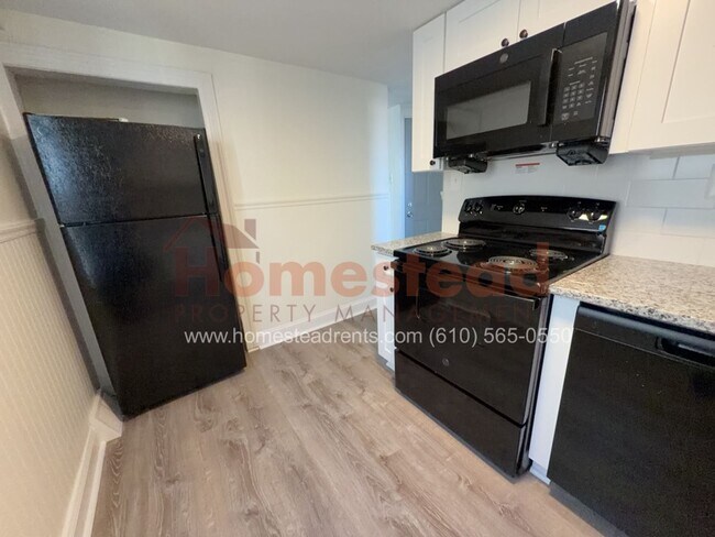 Foto del edificio - 20 Marshall Ave