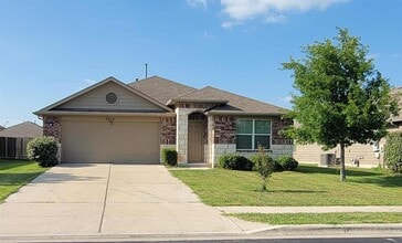 Building Photo - 213 Camellia Dr