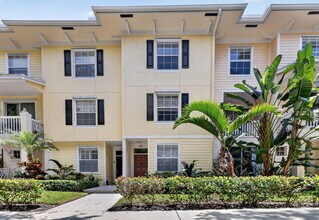 Building Photo - 175 Galicia Way