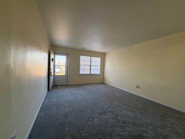 Foto del edificio - 3211 Meridian St N