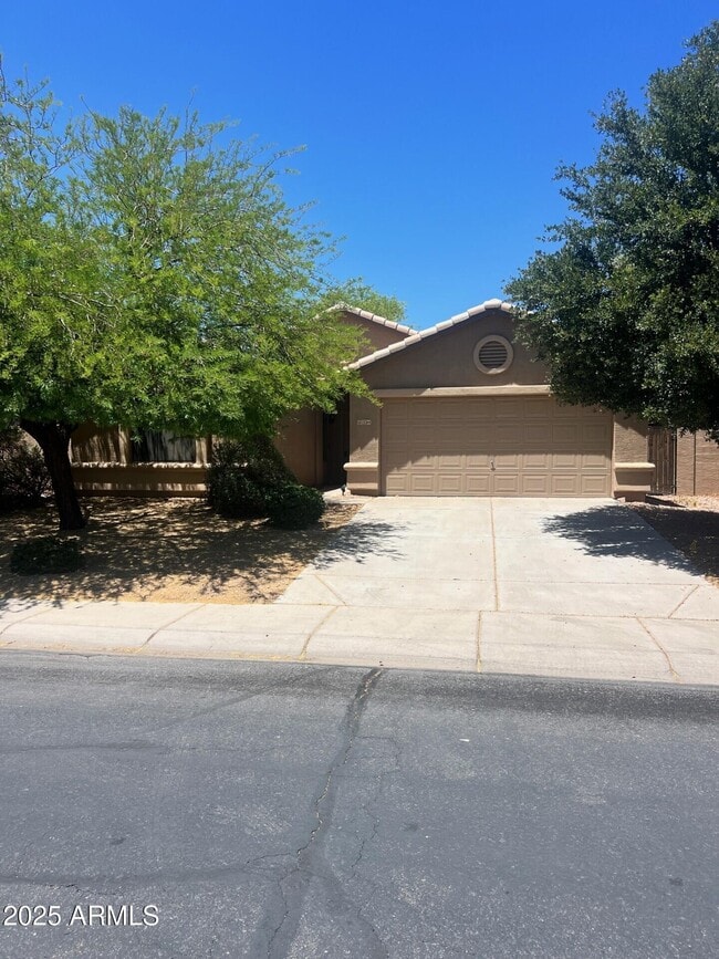 Building Photo - 22264 Kingston Dr