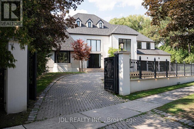 Building Photo - 19 Fifeshire Rd