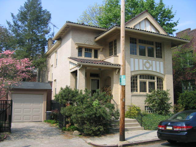 526 Saint James - 524 St James Pl