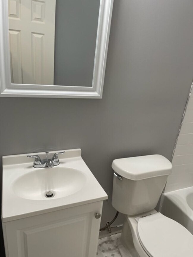 Foto del edificio - Anika Homes 2 Bedroom