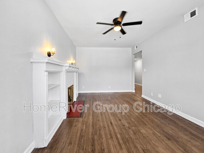 Foto del edificio - 4723 S Forrestville Ave