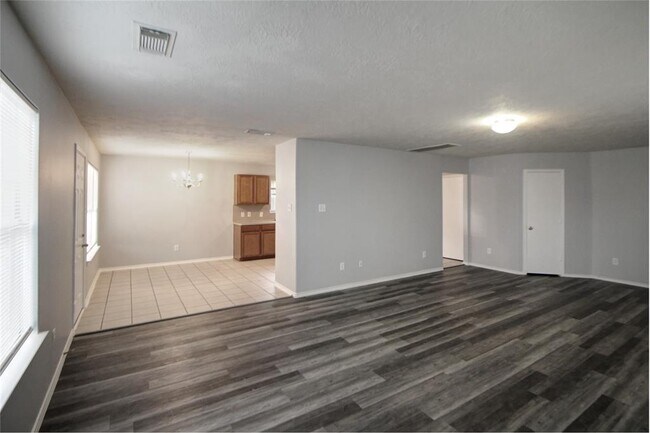 Building Photo - 19230 Cypress Peak Ln