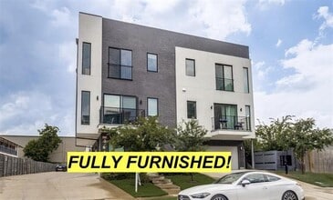 Building Photo - 4640 Munger Ave