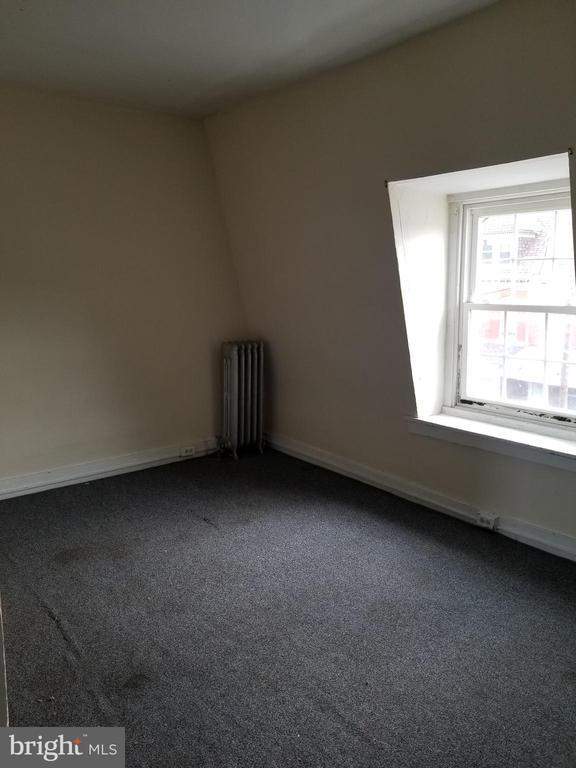 Foto del edificio - 230 S 13th St