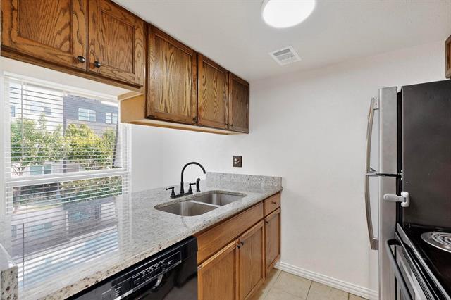 Foto del edificio - 2003 Bennett Ave