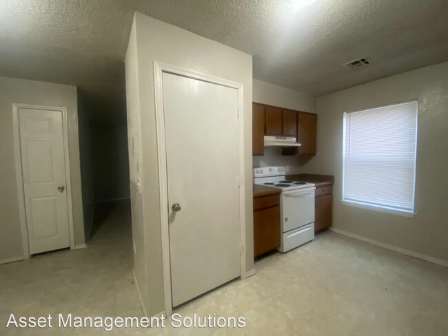 Foto del edificio - 3 br, 2 bath House - 425 NW 120th  ST.