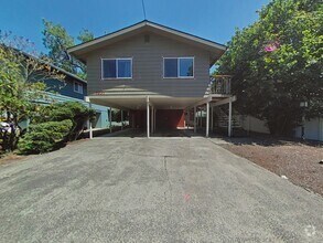 Building Photo - 1639 NW Kings Blvd