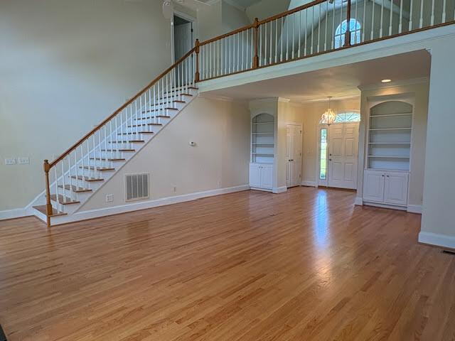 Building Photo - "Spacious Elegance Awaits: 3-Bed, 3.5-Bath...