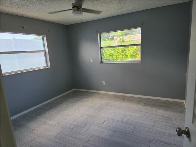 Foto del edificio - 500 Evergreen Ave