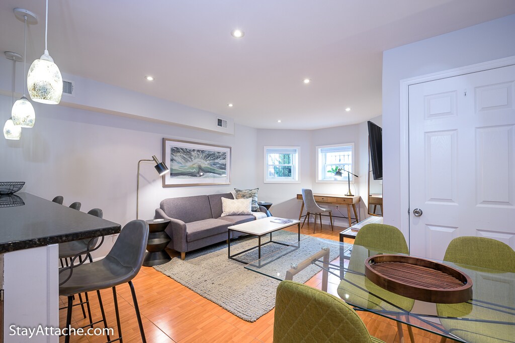Primary Photo - 1745 Willard St NW