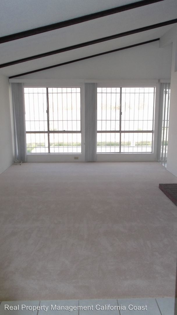 Foto del edificio - 859 E Gladwick St