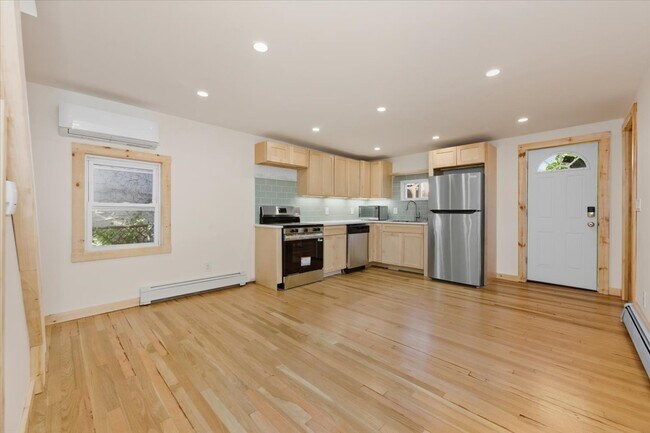 Foto del edificio - 132A Raymond St