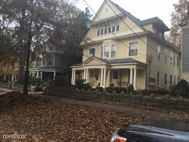 Foto principal - 1291 Willow Ave