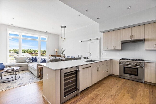 Foto del edificio - 10 Shipyard Dr