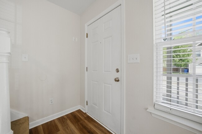 Foto del edificio - 5109 James St