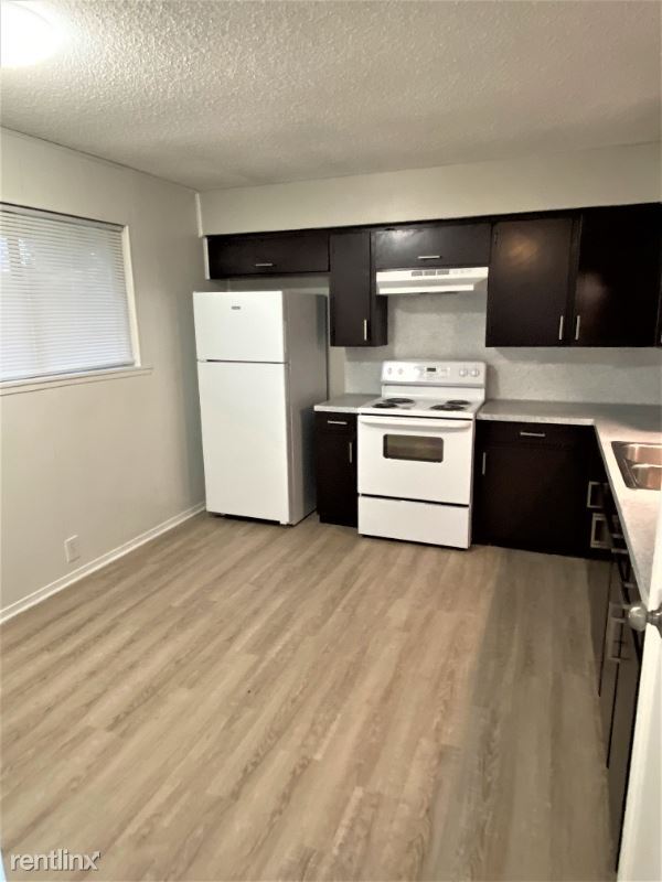 Building Photo - 2 br, 2 bath Apartment - 1101 Gregory St