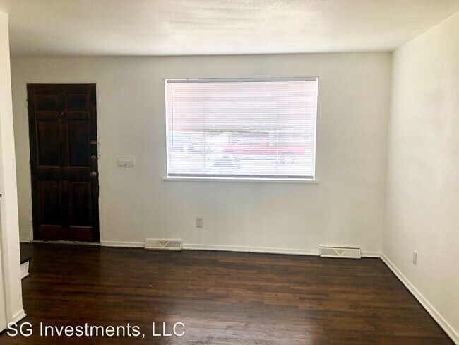 Building Photo - 4592 Everett Ct