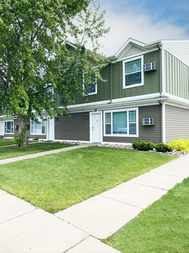 Foto del edificio - Woodland Village Townhomes