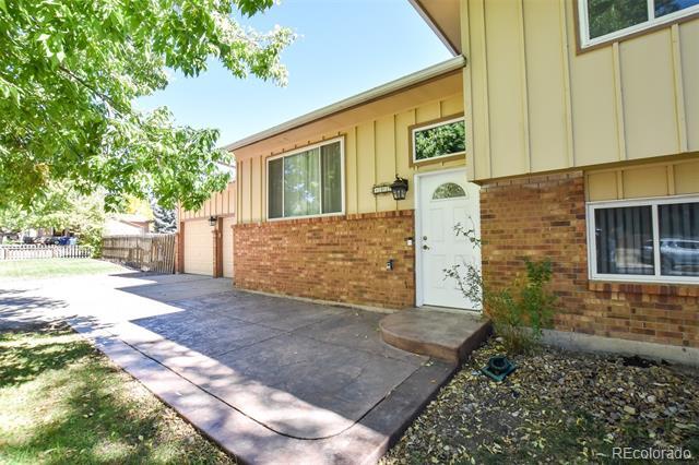 Foto del edificio - 4925 Hackamore Dr N