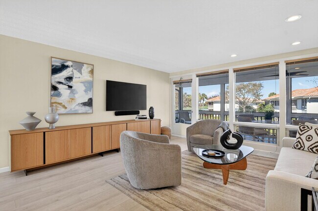 Foto del edificio - 19811 Boca W Dr