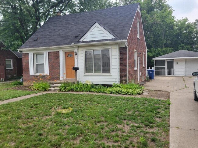 Foto del edificio - 13568 Norborne Ave