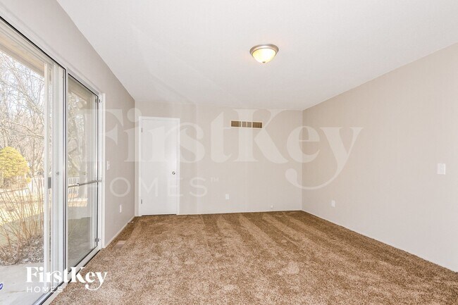 Foto del edificio - 2545 Cripple Creek Dr