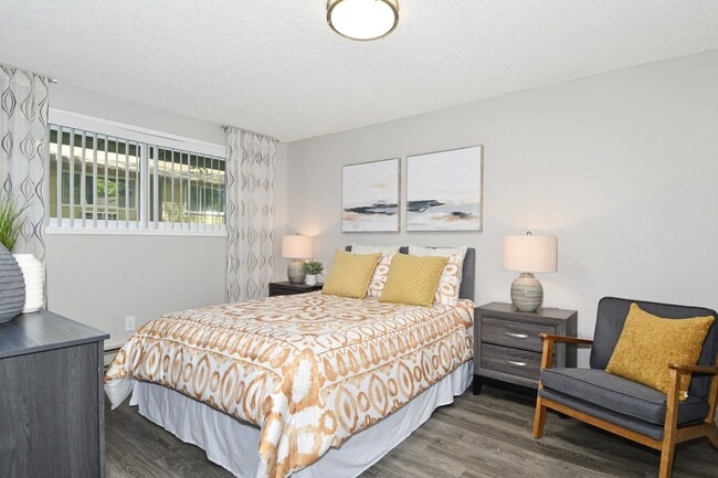 Building Photo - Madison at Parkrose