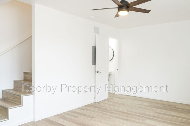 Foto del edificio - 304 Gillespie Rd