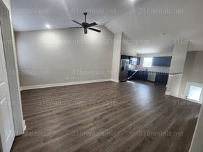 Building Photo - 5258 N Plumthicket St